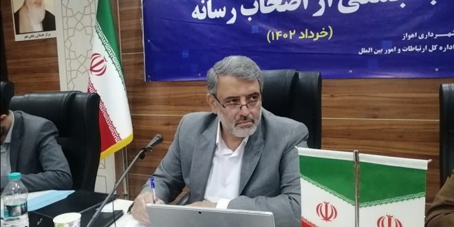 شهردار اهواز: برای خاک خوزستان جنگیدیم اما برای میز و صندلی نمی جنگیم